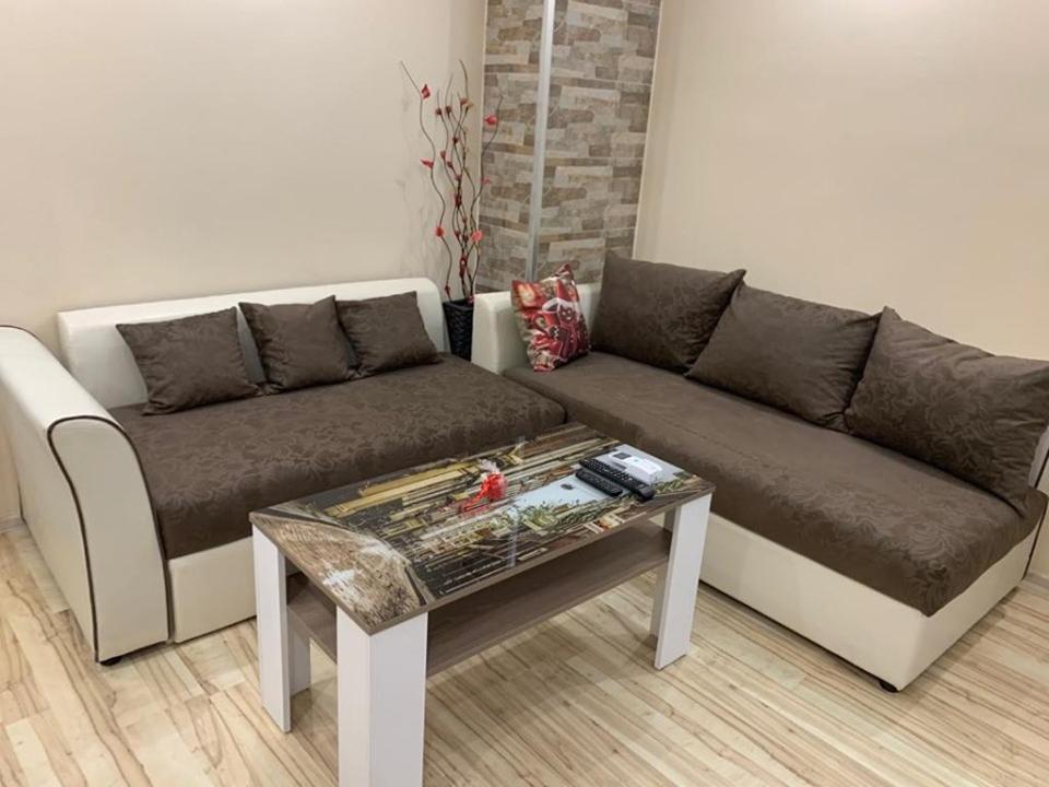 Апартамент Дани Apartament Dani คาซานลัก ภายนอก รูปภาพ