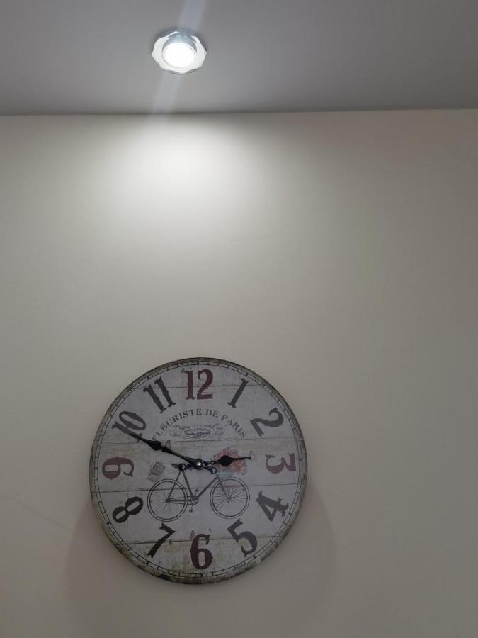 Апартамент Дани Apartament Dani คาซานลัก ภายนอก รูปภาพ
